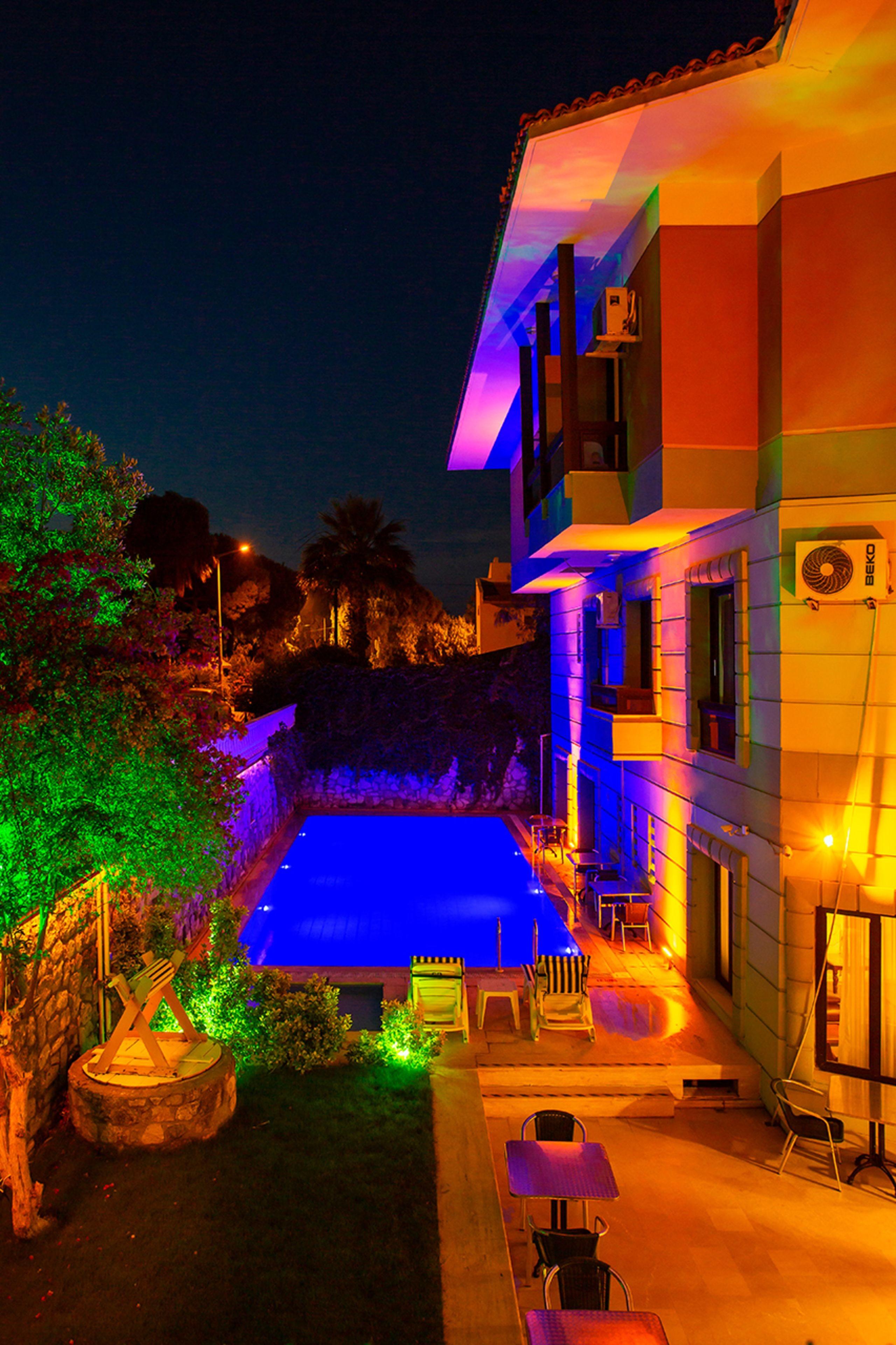 Kabasakal Otel Çeşme エクステリア 写真