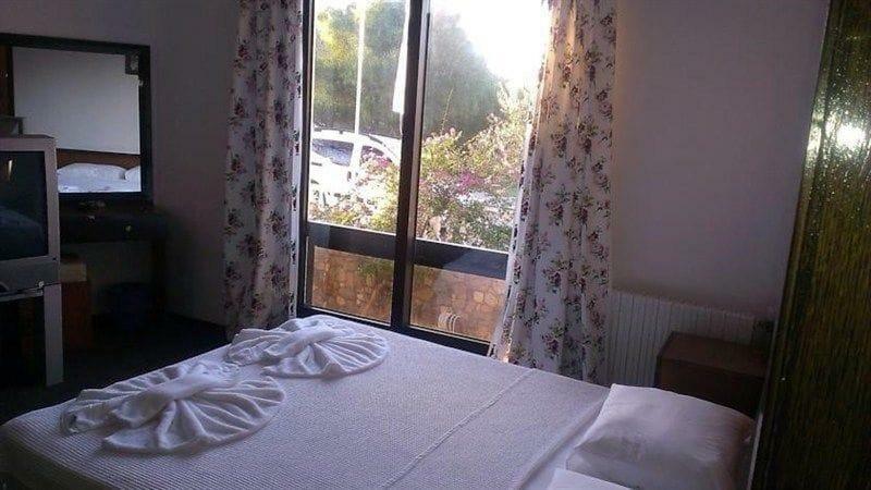 Kabasakal Otel Çeşme エクステリア 写真