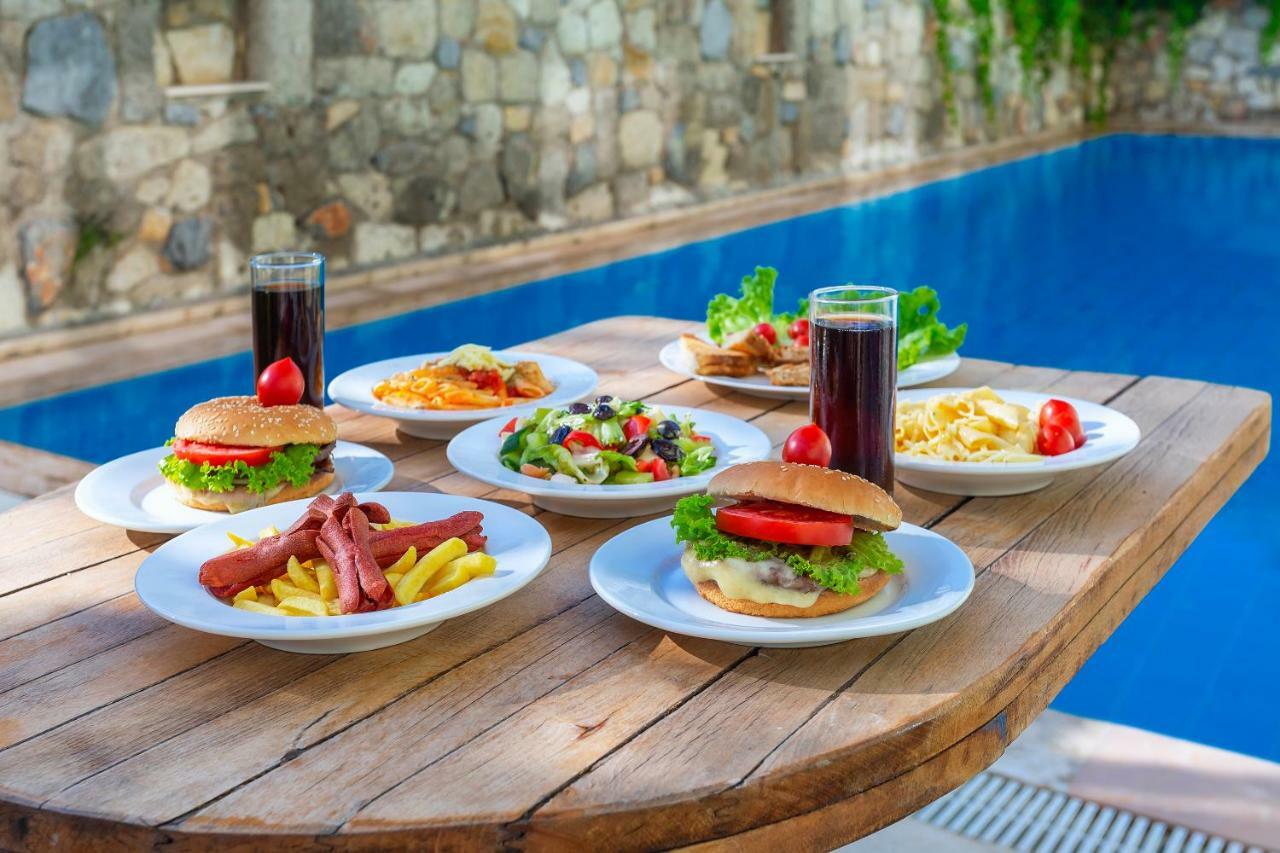 Kabasakal Otel Çeşme エクステリア 写真