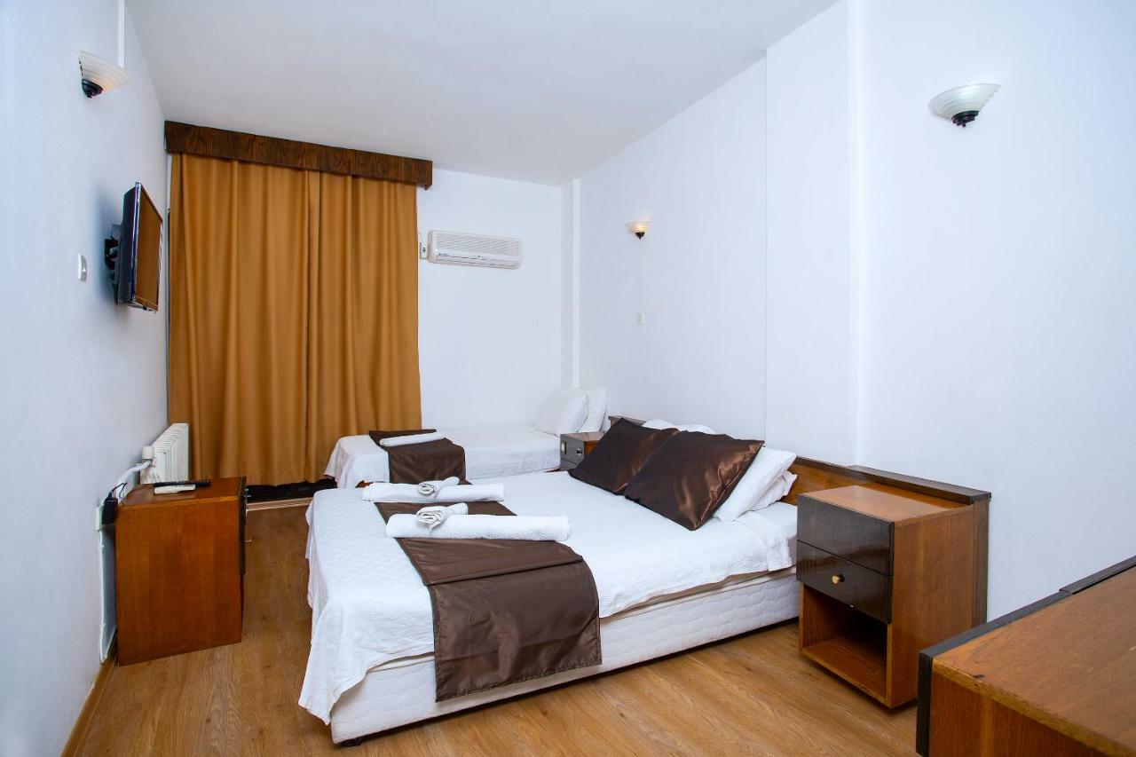 Kabasakal Otel Çeşme エクステリア 写真
