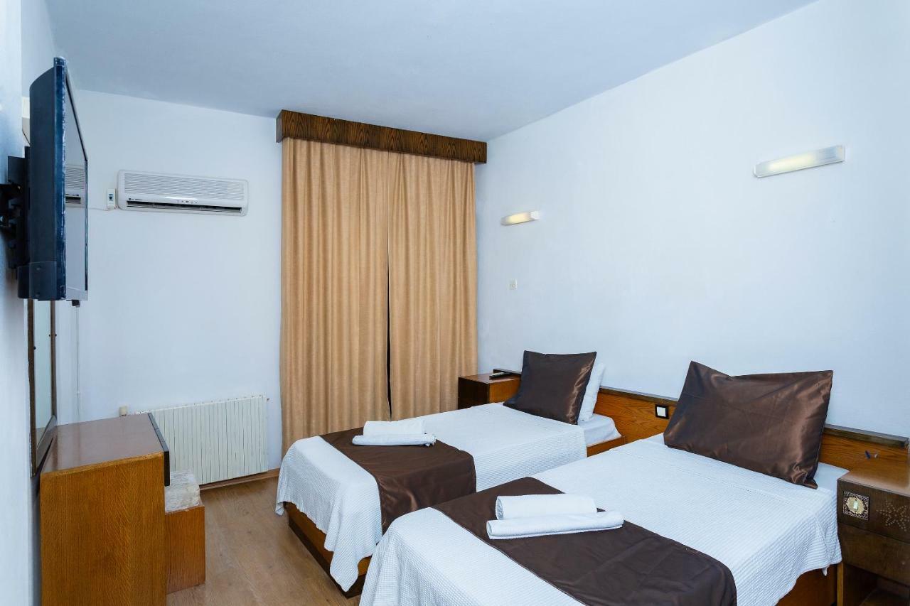 Kabasakal Otel Çeşme エクステリア 写真